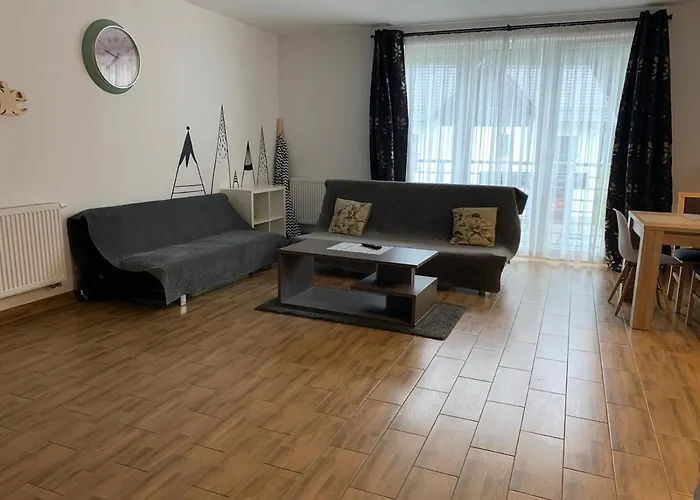 アパート Piotr Aparts